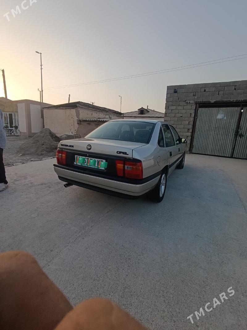 Opel Vectra 1990 - 50 000 TMT - Mary - img 4