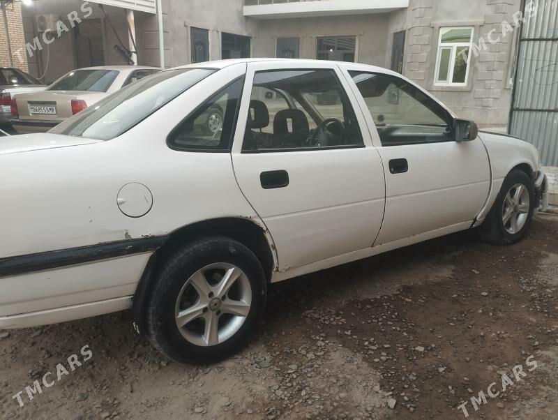 Opel Vectra 1991 - 14 000 TMT - Wekilbazar - img 3