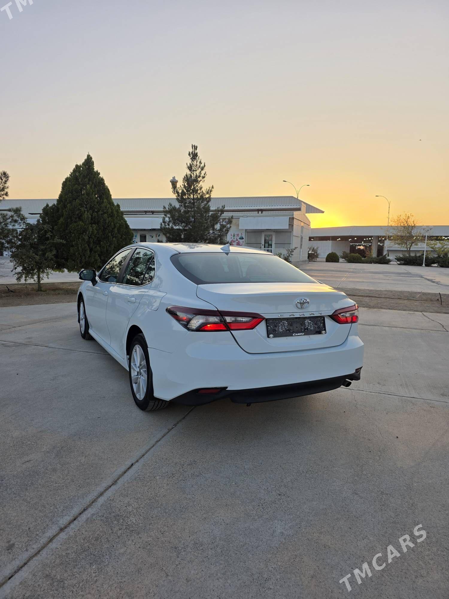 Toyota Camry 2022 - 280 000 TMT - Гуртли - img 5