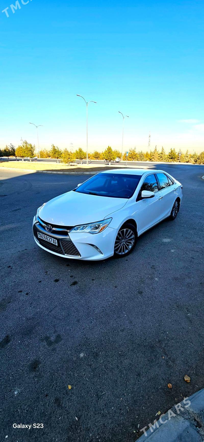 Toyota Camry 2017 - 250 000 TMT - Бузмеин - img 1