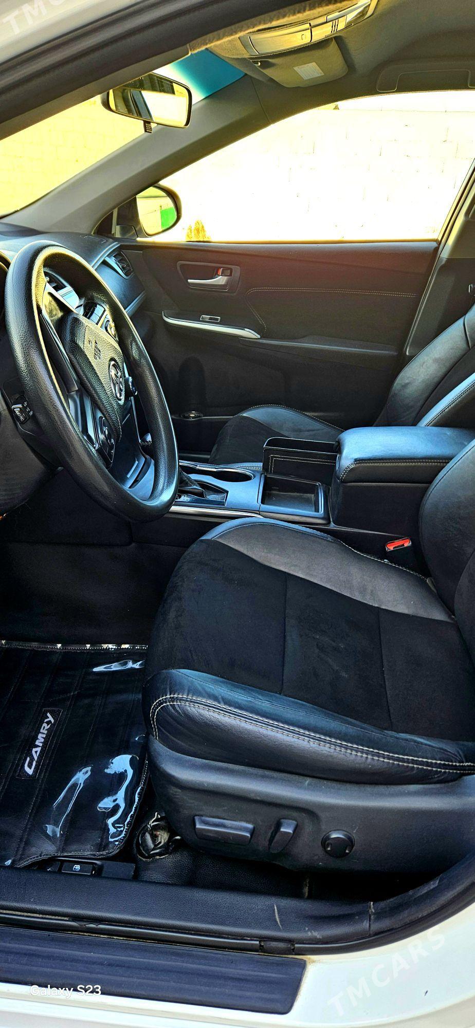 Toyota Camry 2017 - 250 000 TMT - Бузмеин - img 6