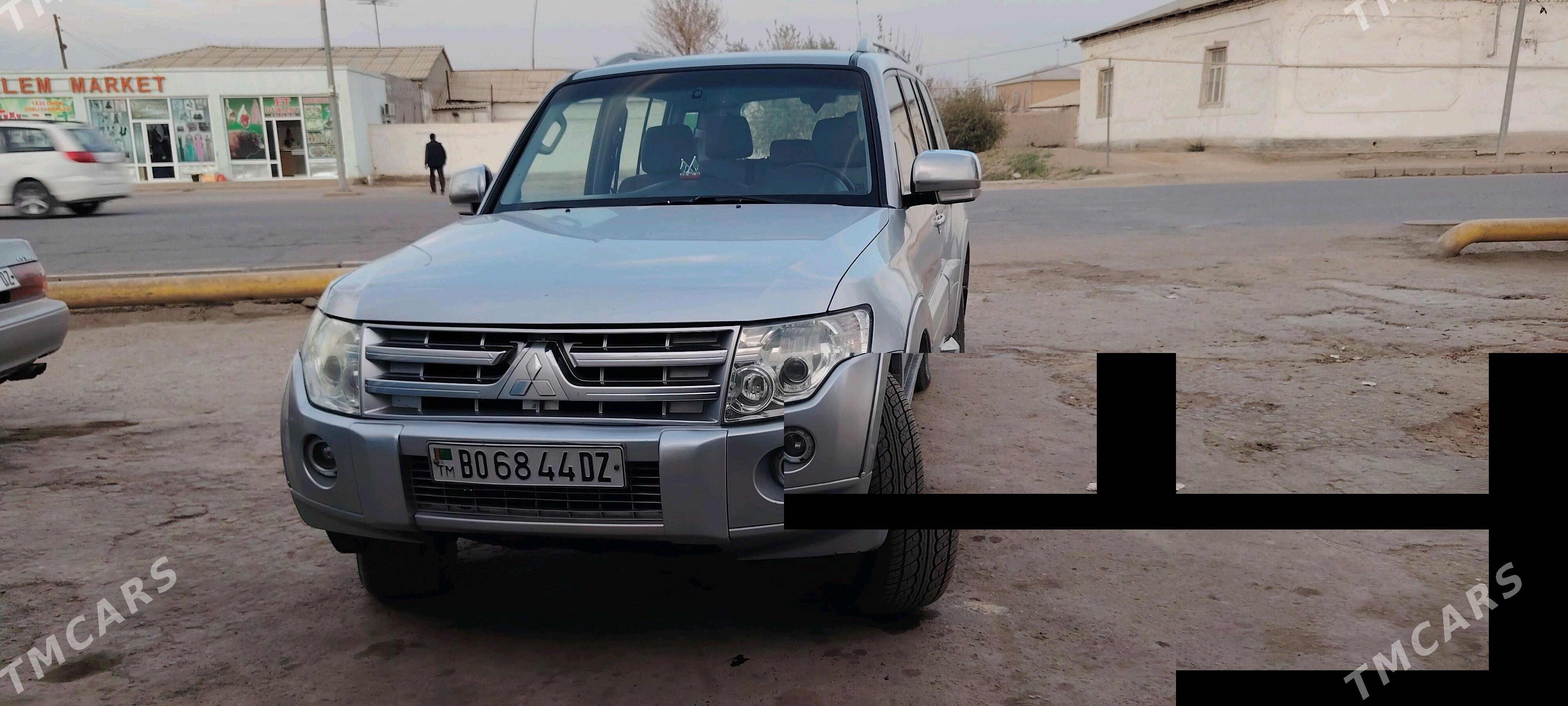 Mitsubishi Pajero 2007 - 190 000 TMT - Gurbansoltan Eje - img 8