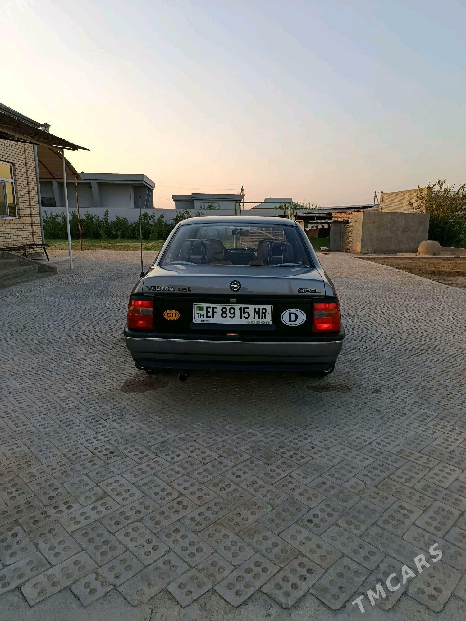 Opel Vectra 1989 - 55 000 TMT - Wekilbazar - img 4