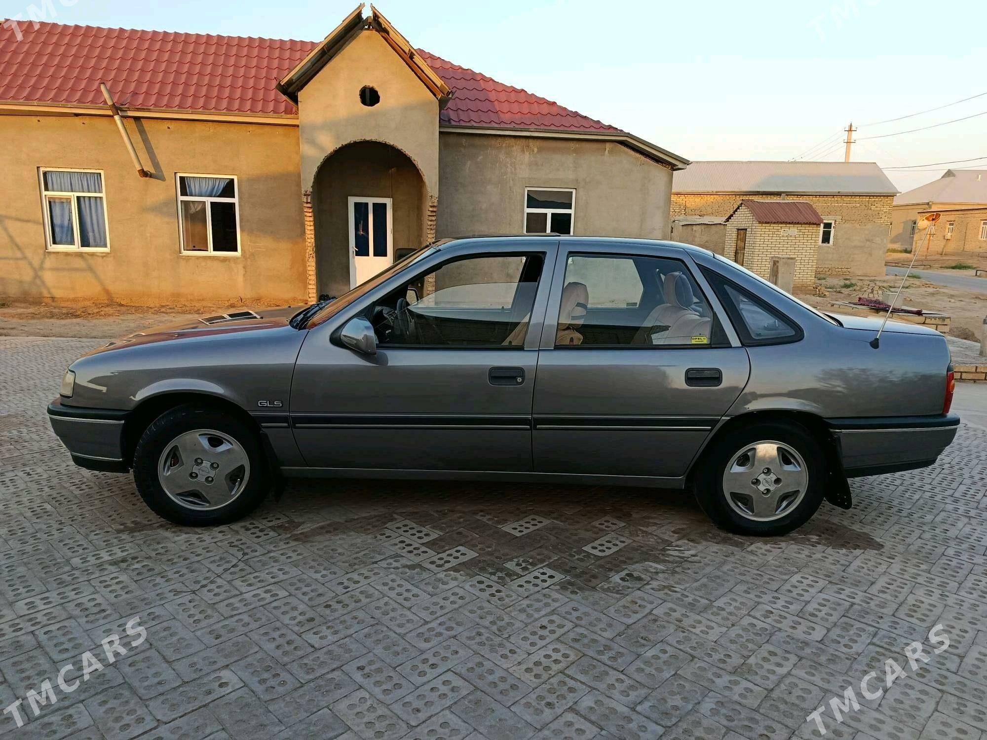 Opel Vectra 1989 - 55 000 TMT - Wekilbazar - img 5