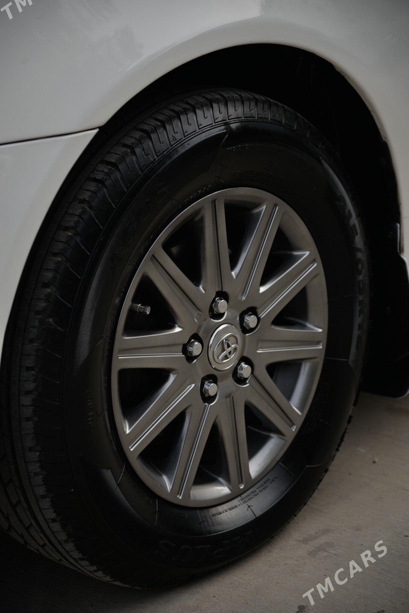 Toyota Camry 2004 - 190 000 TMT - Туркменабат - img 6