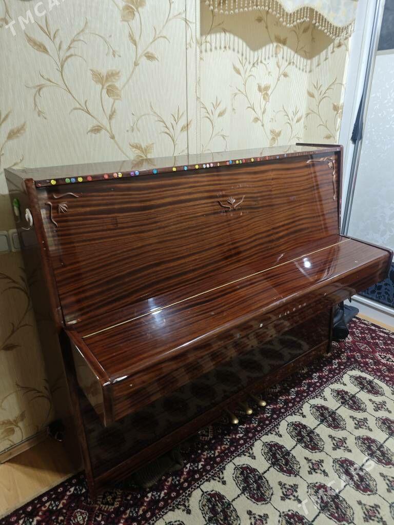 Belarus pianino - 30 mkr - img 1