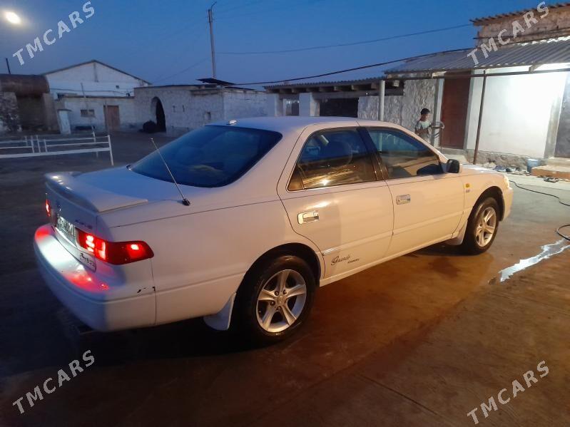 Toyota Camry 1998 - 130 000 TMT - Dostluk - img 2