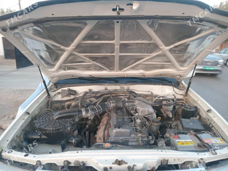 Toyota Land Cruiser 2001 - 240 000 TMT - Balkanabat - img 2