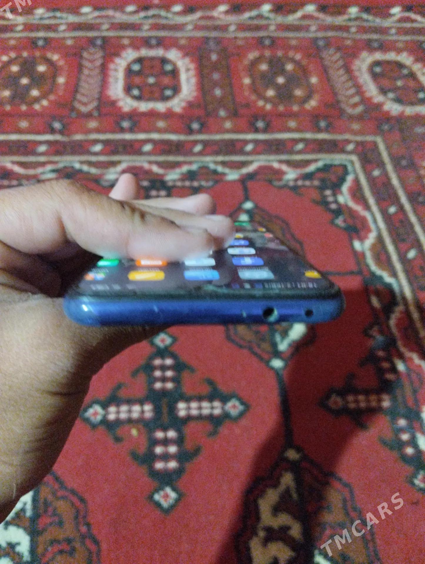 Abmen Redmi not 7 pamyaty 4.64 - Şabat etr. - img 1