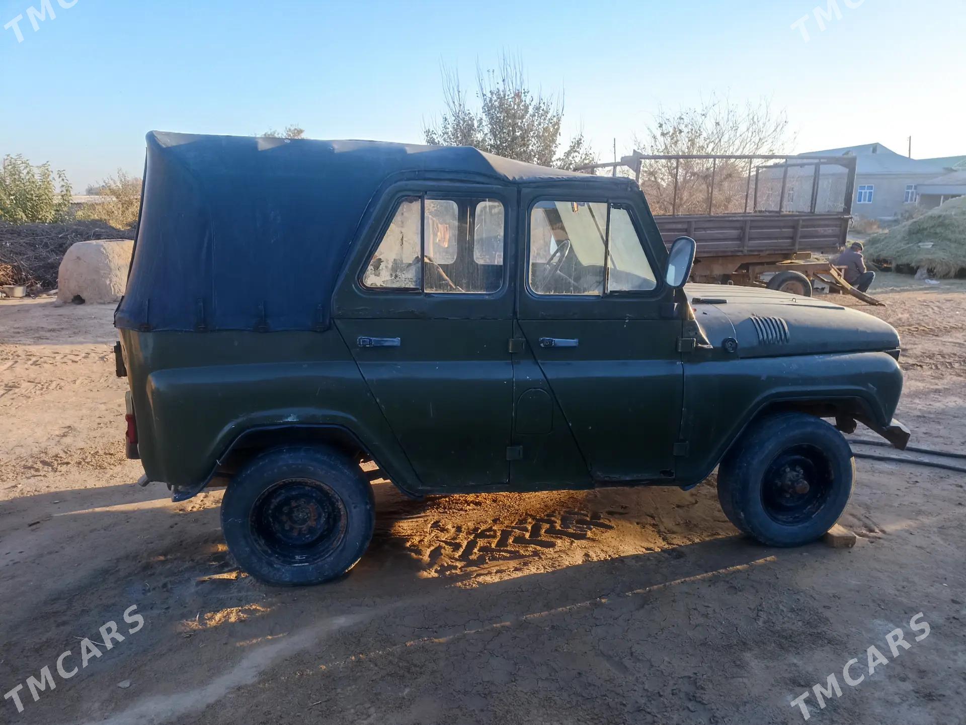 UAZ 469 1980 - 22 000 TMT - Ýolöten - img 2