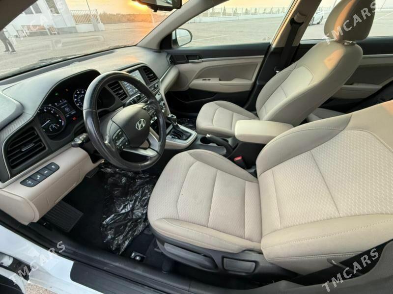 Hyundai Elantra 2021 - 250 000 TMT - Анев - img 5