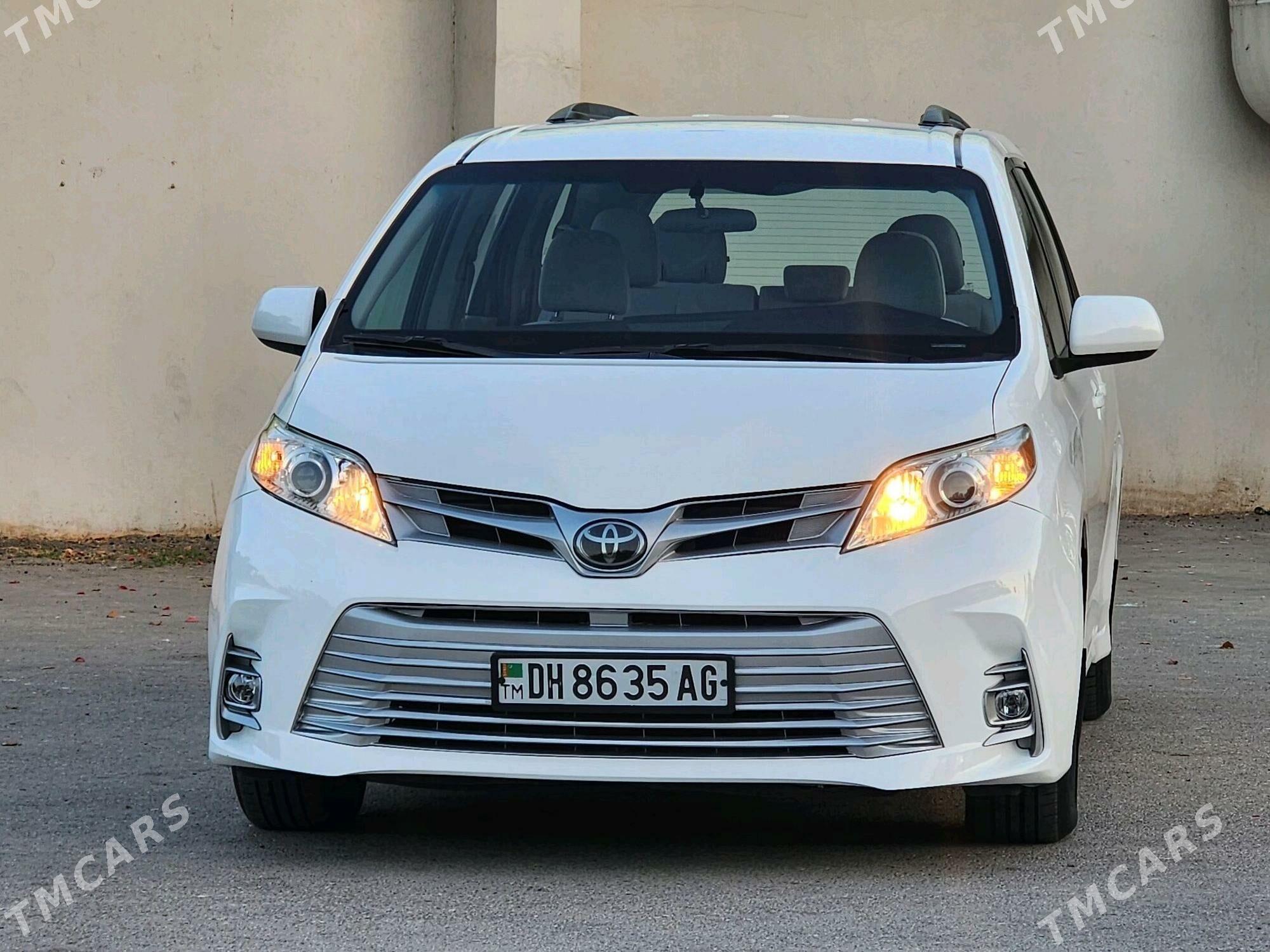 Toyota Sienna 2018 - 345 000 TMT - Aşgabat - img 2