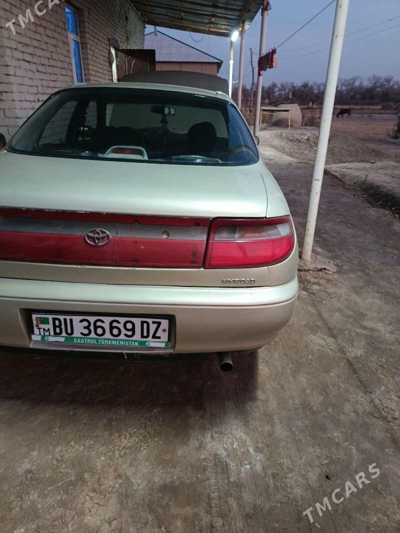 Toyota Carina 1994 - 65 000 TMT - Gubadag - img 5