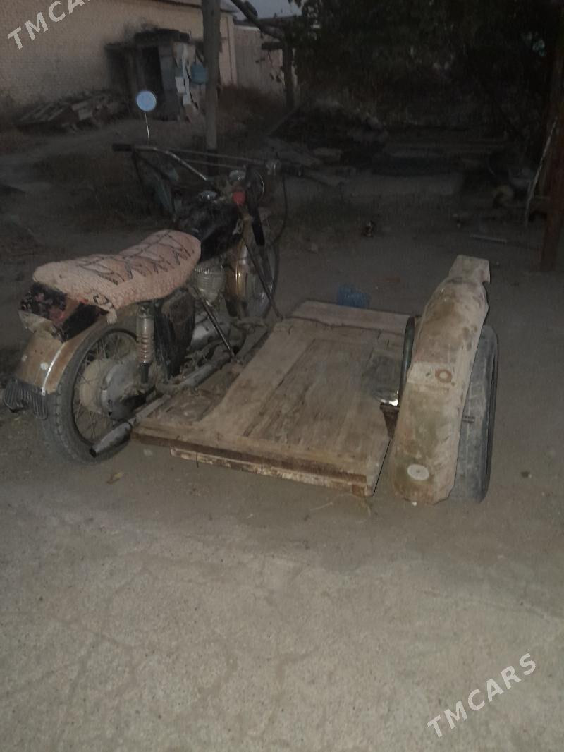 Iž Planeta 2004 - 6 000 TMT - Wekilbazar - img 2