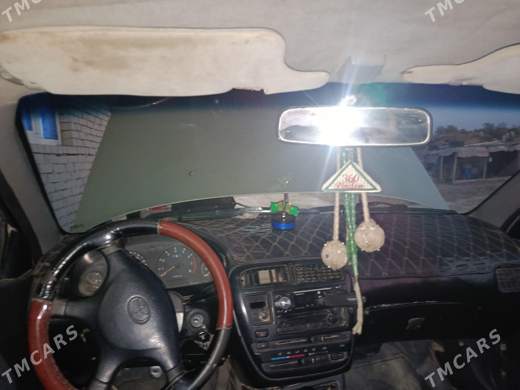 Toyota Carina 1994 - 65 000 TMT - Gubadag - img 2