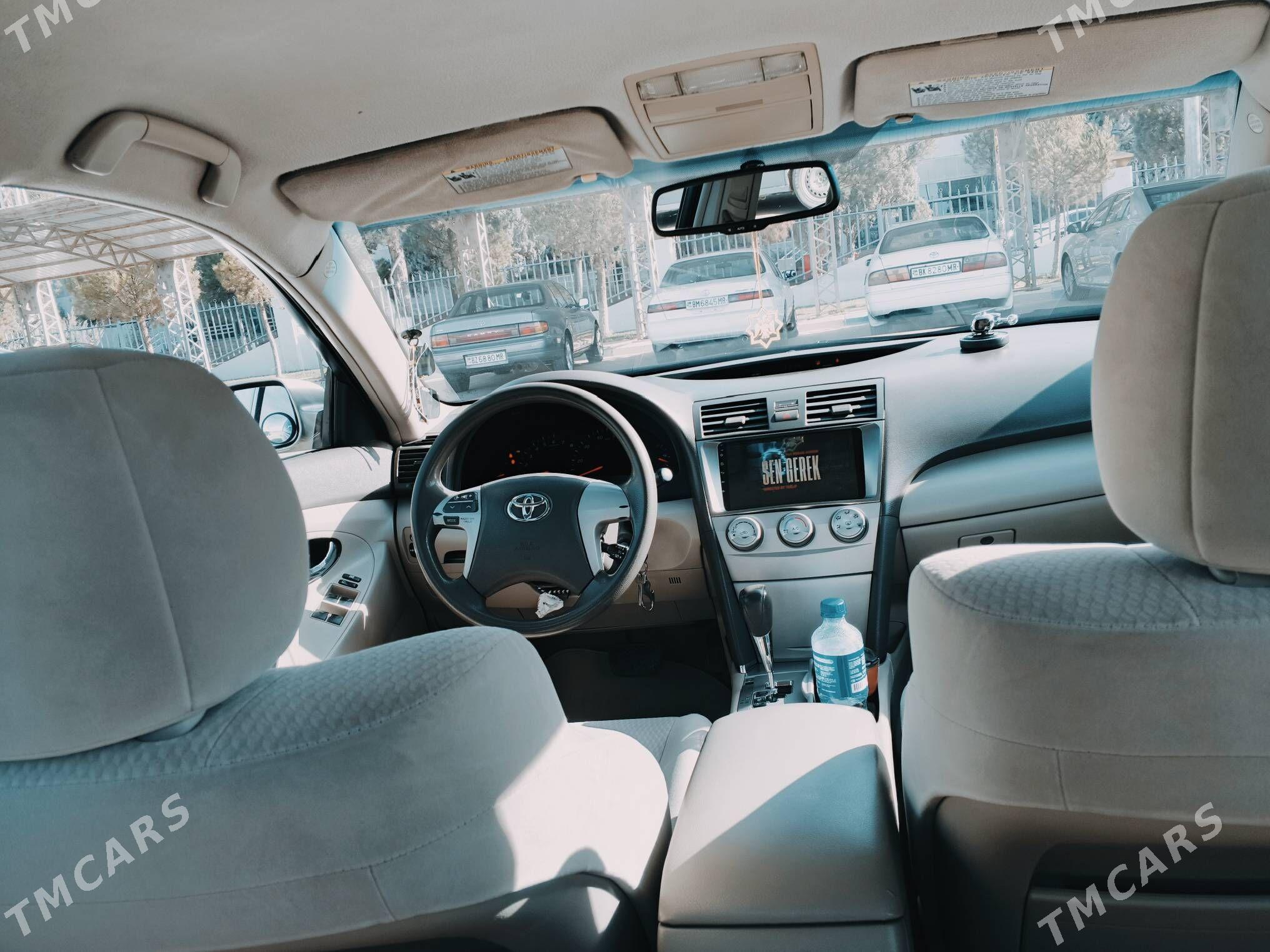 Toyota Camry 2010 - 200 000 TMT - Туркменгала - img 2