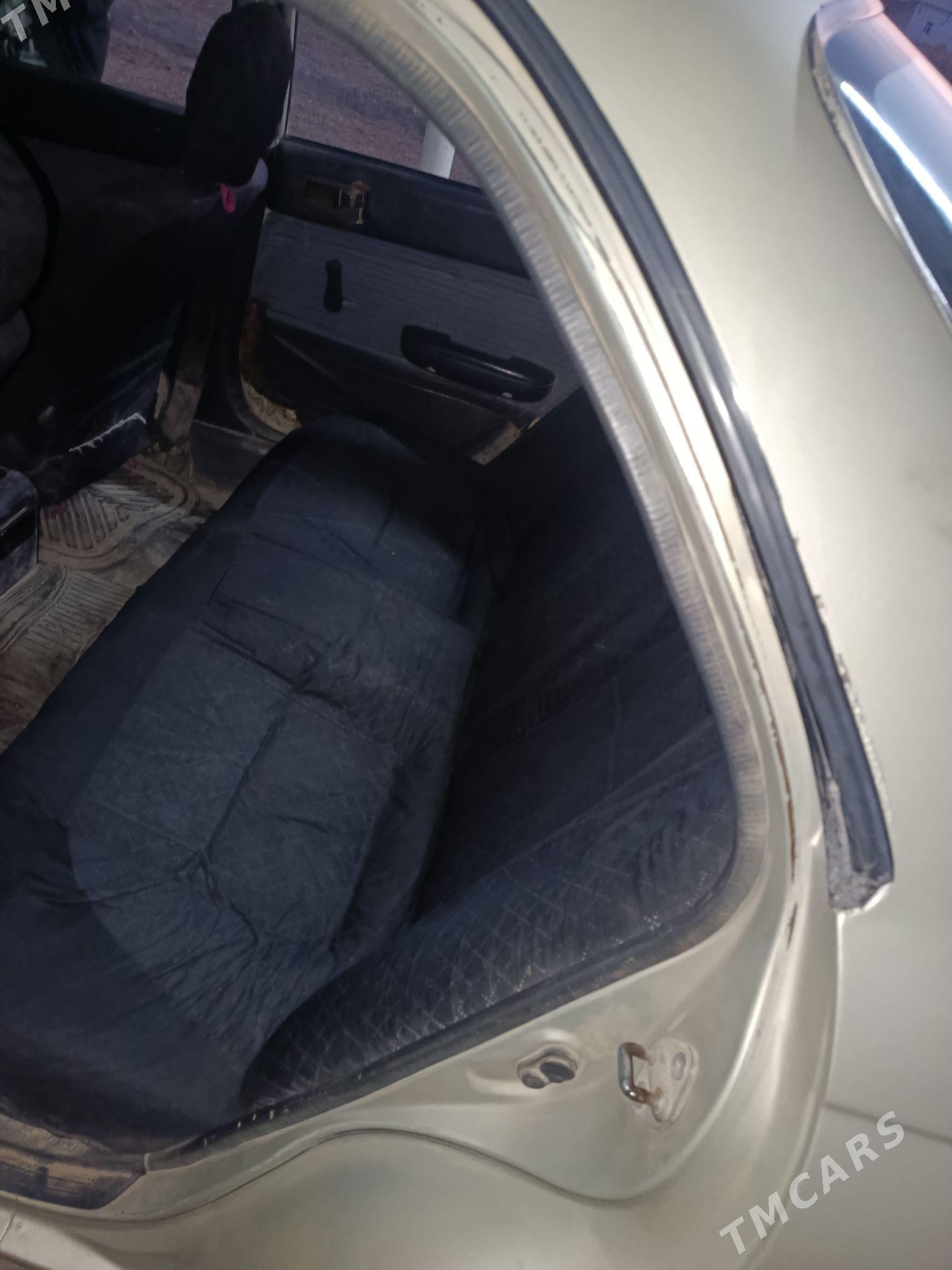 Toyota Carina 1994 - 65 000 TMT - Gubadag - img 3