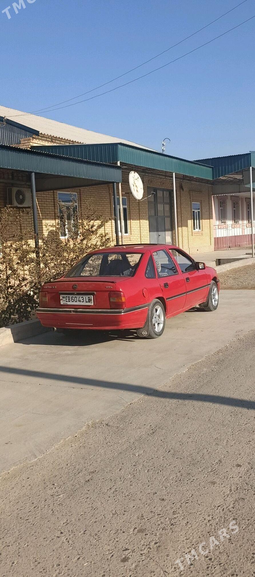 Opel Vectra 1991 - 27 000 TMT - Çärjew - img 3