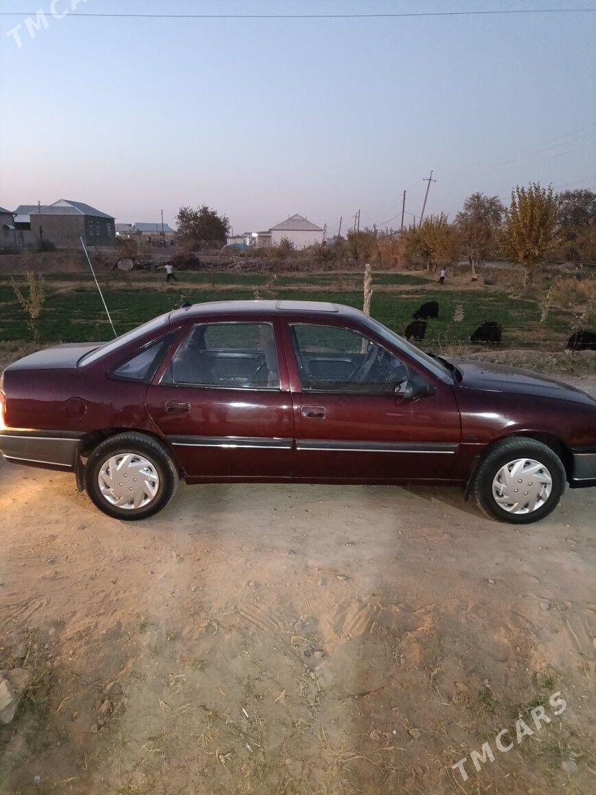 Opel Vectra 1991 - 33 000 TMT - Ýolöten - img 2