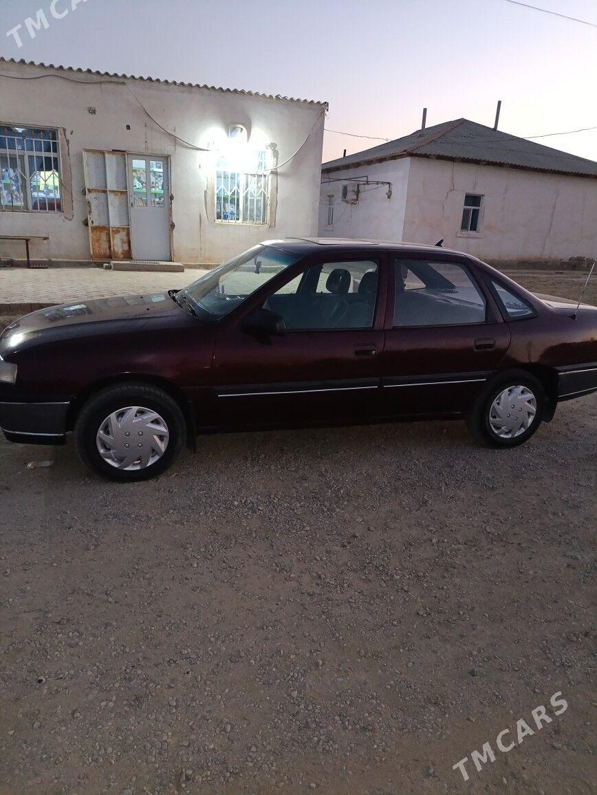 Opel Vectra 1991 - 33 000 TMT - Ýolöten - img 5