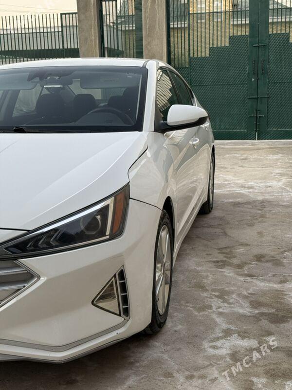 Hyundai Elantra 2019 - 180 000 TMT - Änew - img 2