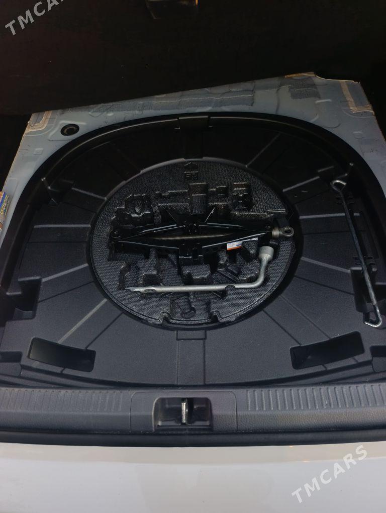 Toyota Camry 2018 - 352 000 TMT - Ашхабад - img 9