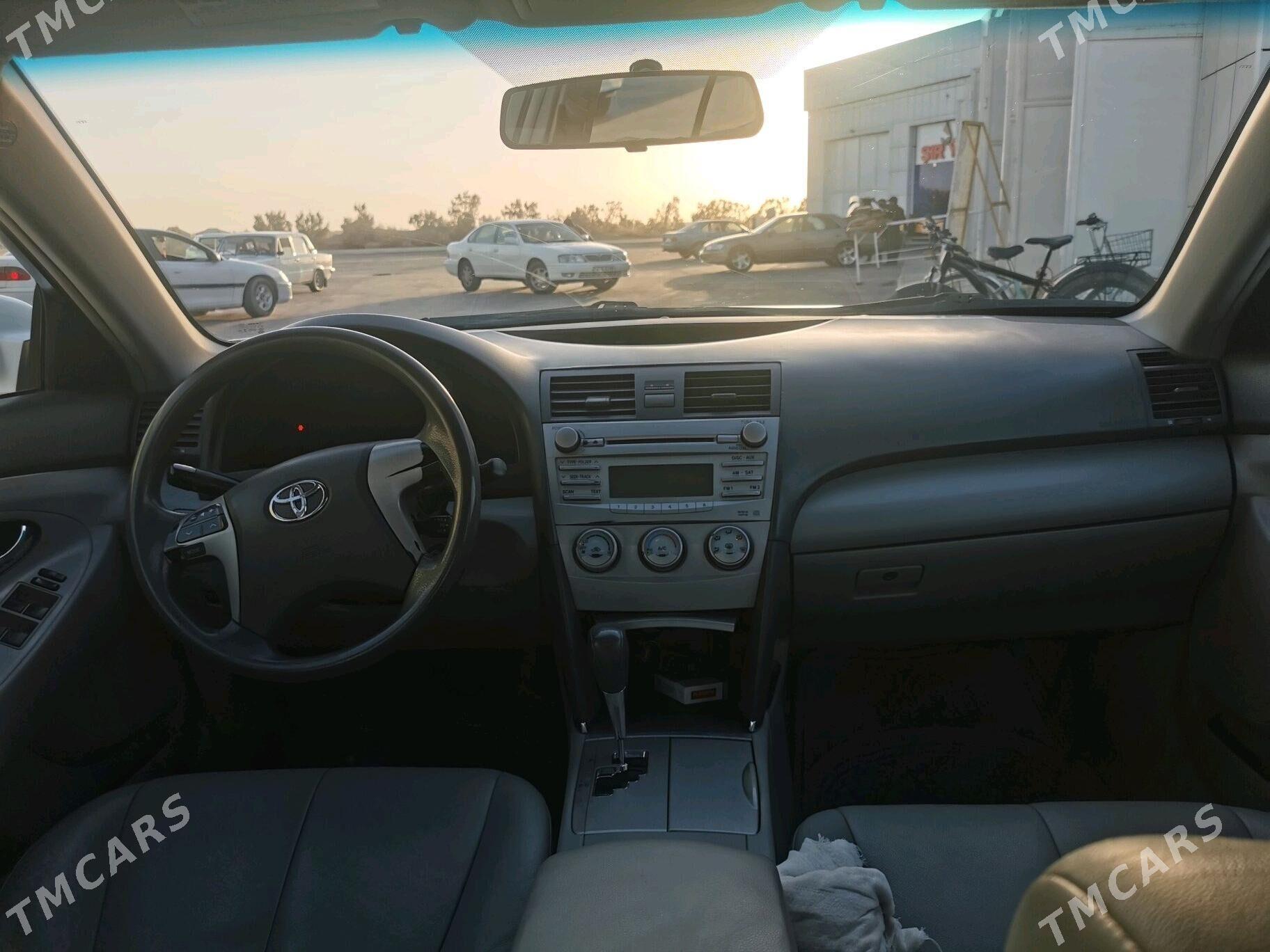 Toyota Camry 2009 - 195 000 TMT - Ýolöten - img 4