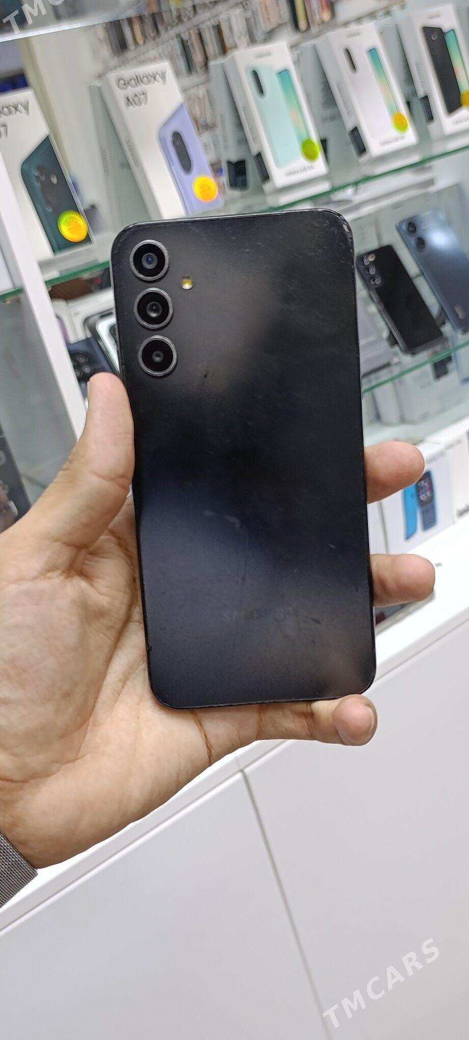 A34 5G - Торговый центр "15 лет Независимости" - img 1