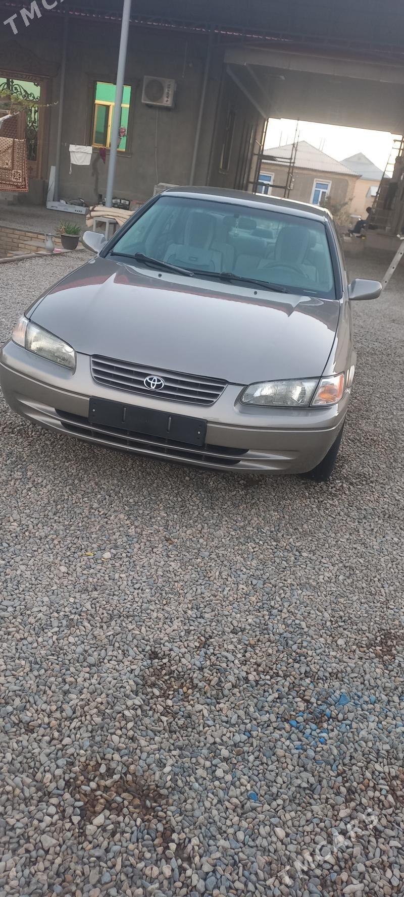 Toyota Camry 1999 - 130 000 TMT - Мары - img 2