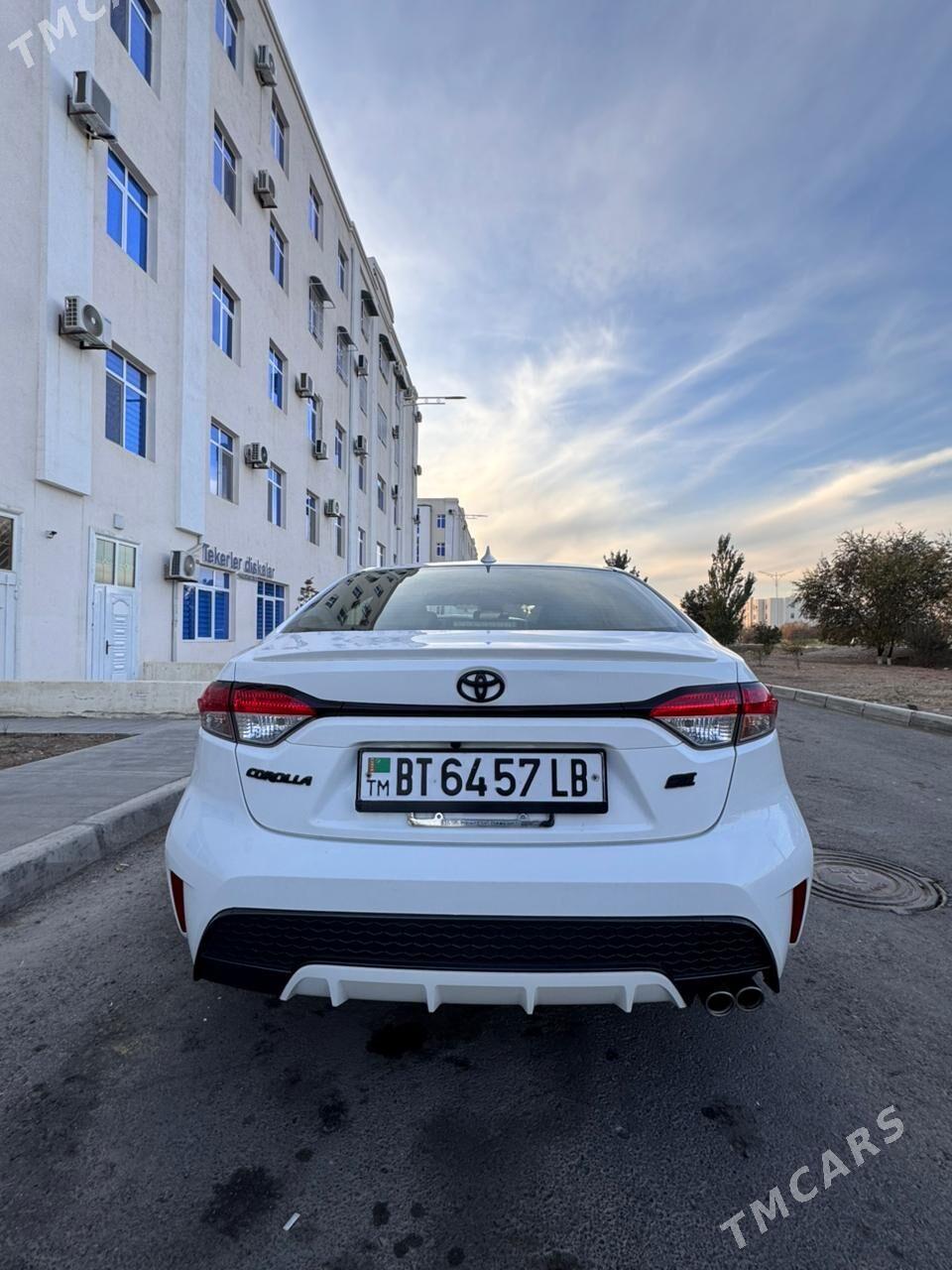 Toyota Corolla 2021 - 295 000 TMT - Türkmenabat - img 2