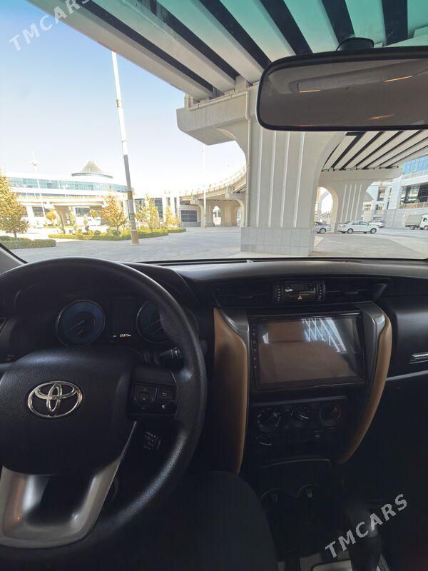 Toyota Fortuner 2025 - 600 000 TMT - Aşgabat - img 8