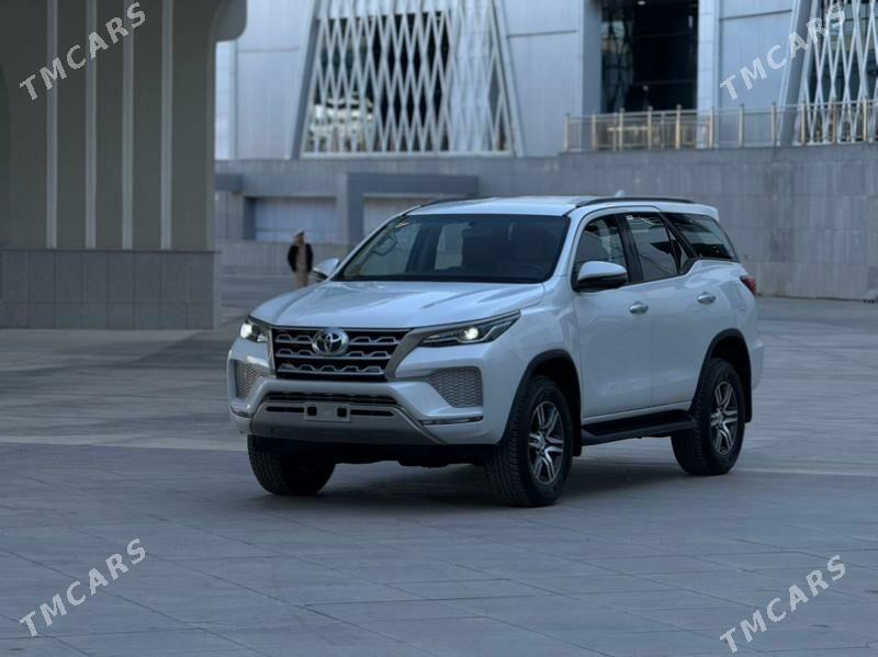 Toyota Fortuner 2025 - 600 000 TMT - Aşgabat - img 5
