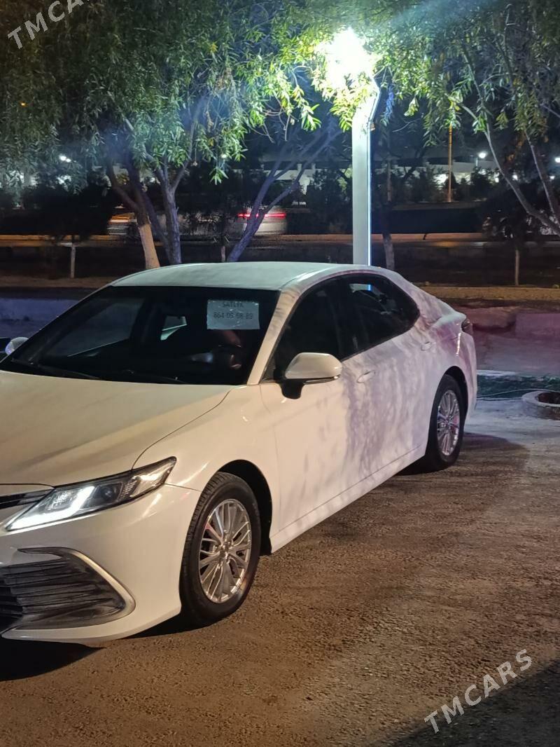 Toyota Camry 2022 - 270 000 TMT - Aşgabat - img 3