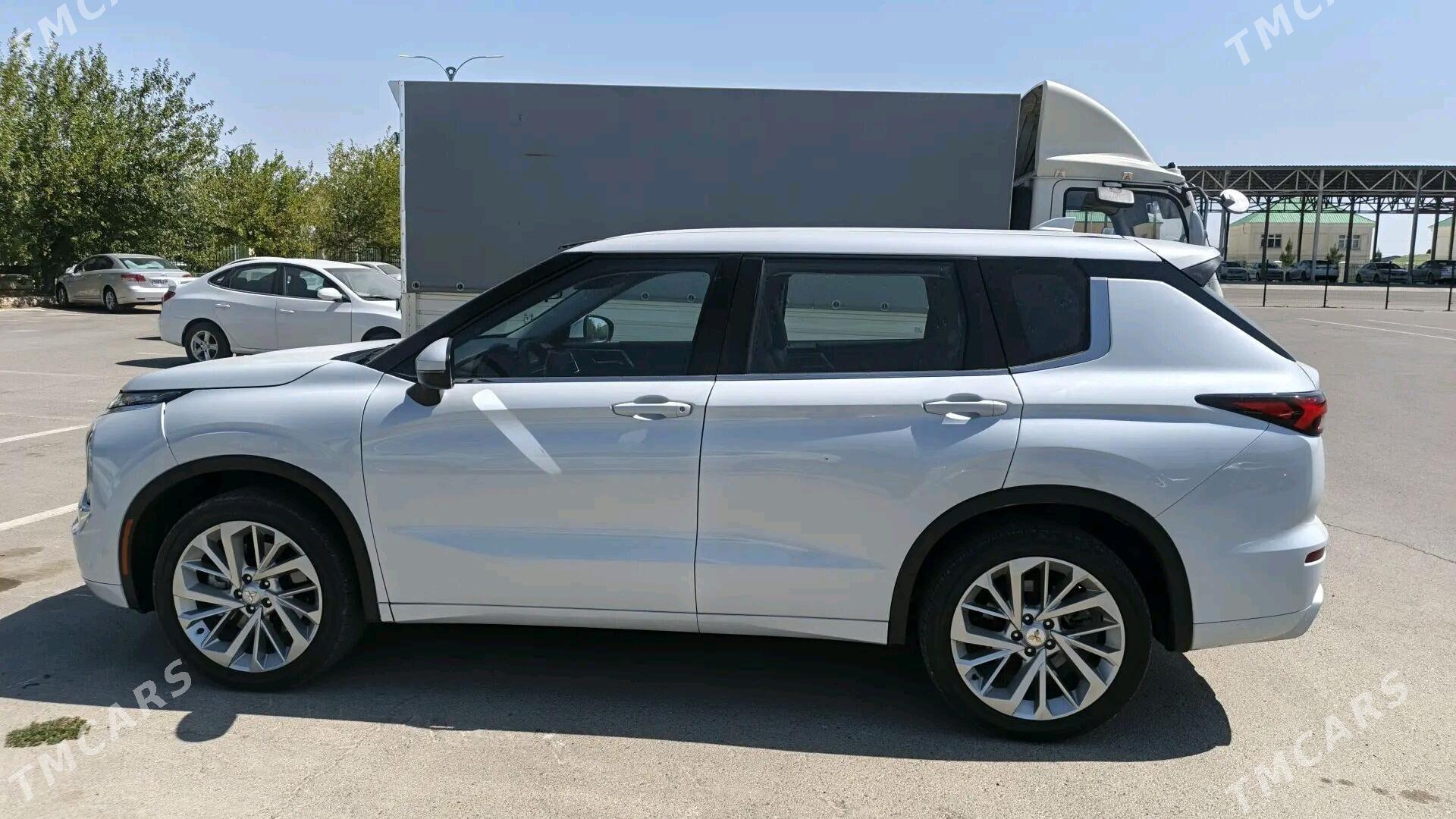 Mitsubishi Outlander 2021 - 320 000 TMT - Aşgabat - img 3