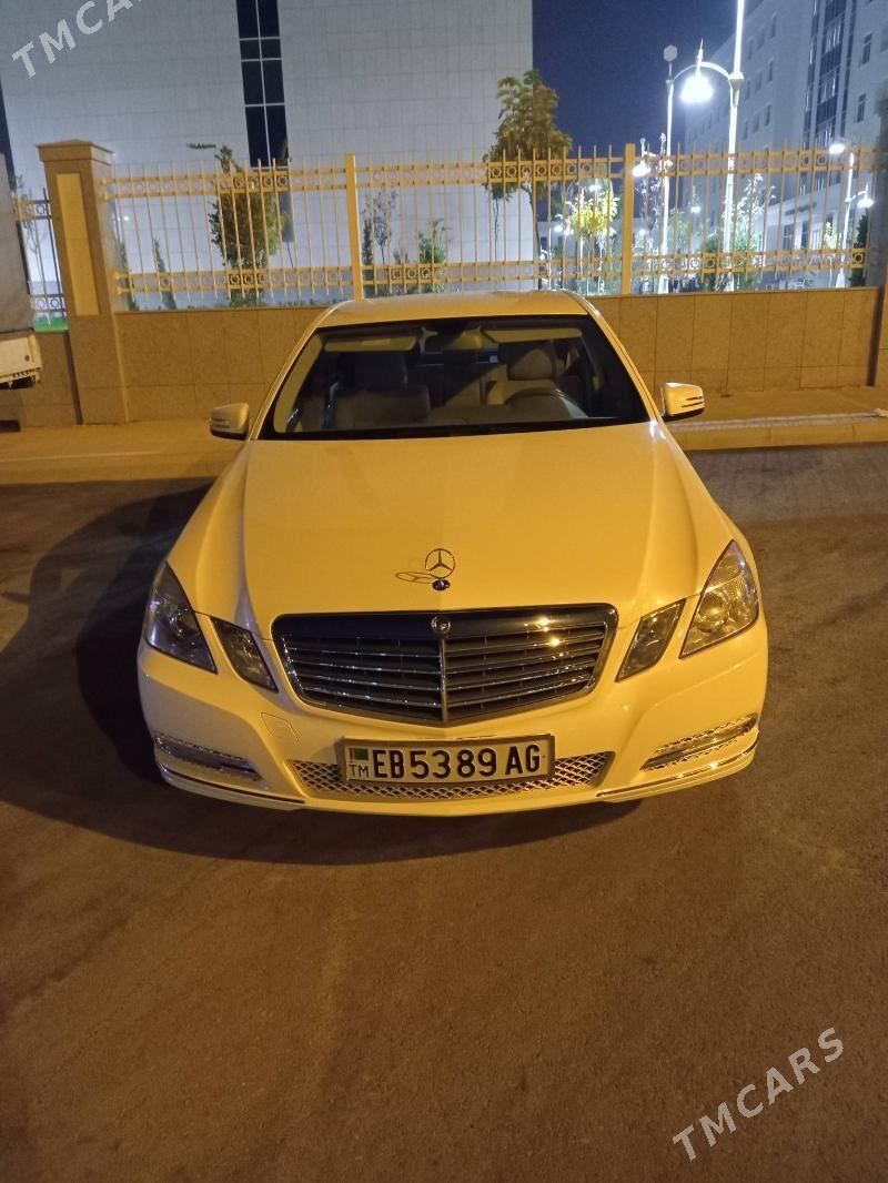 Mercedes-Benz E350 2011 - 305 000 TMT - Кëши - img 8