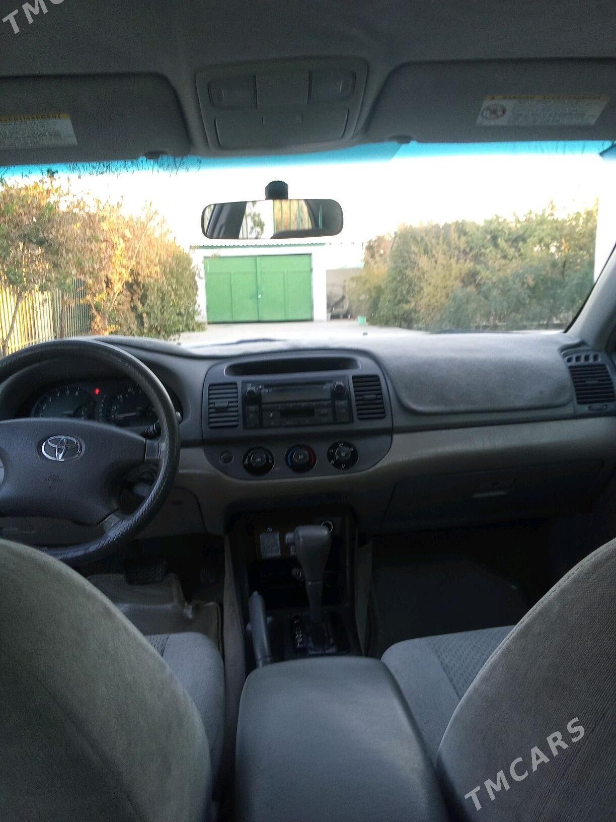 Toyota Camry 2002 - 145 000 TMT - Ак-Бугдайский этрап - img 4