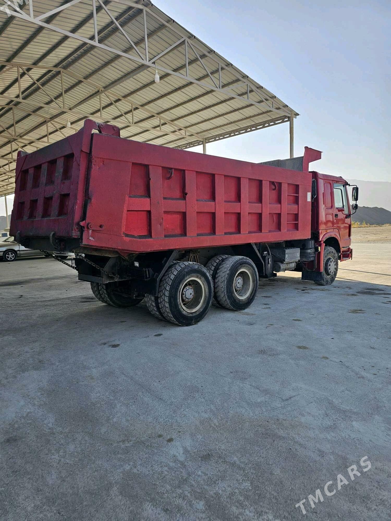 Howo Sinotruk 2008 - 280 000 TMT - Гёкдепе - img 2