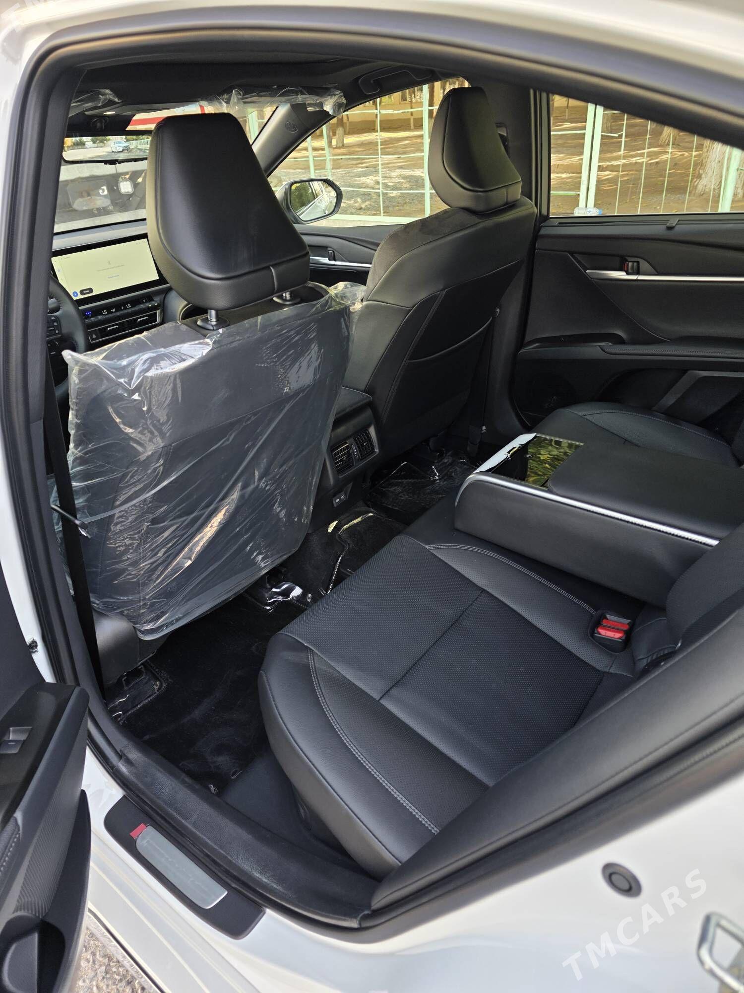 Toyota Camry 2024 - 686 000 TMT - Арзув - img 5