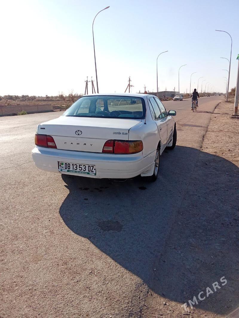 Toyota Camry 1995 - 60 000 TMT - Boldumsaz - img 6