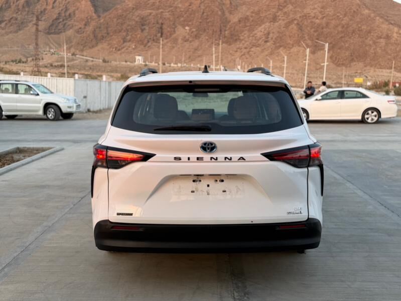 Toyota Sienna 2021 - 500 000 TMT - Balkanabat - img 5