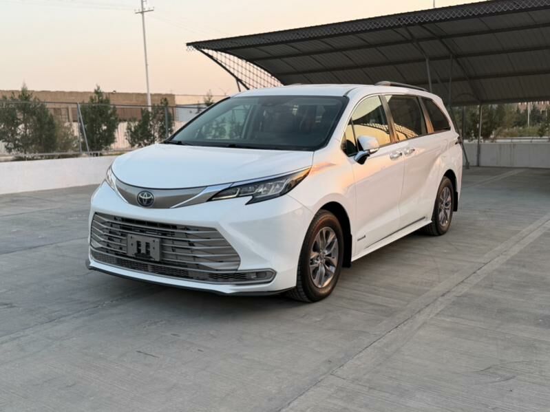 Toyota Sienna 2021 - 500 000 TMT - Balkanabat - img 3