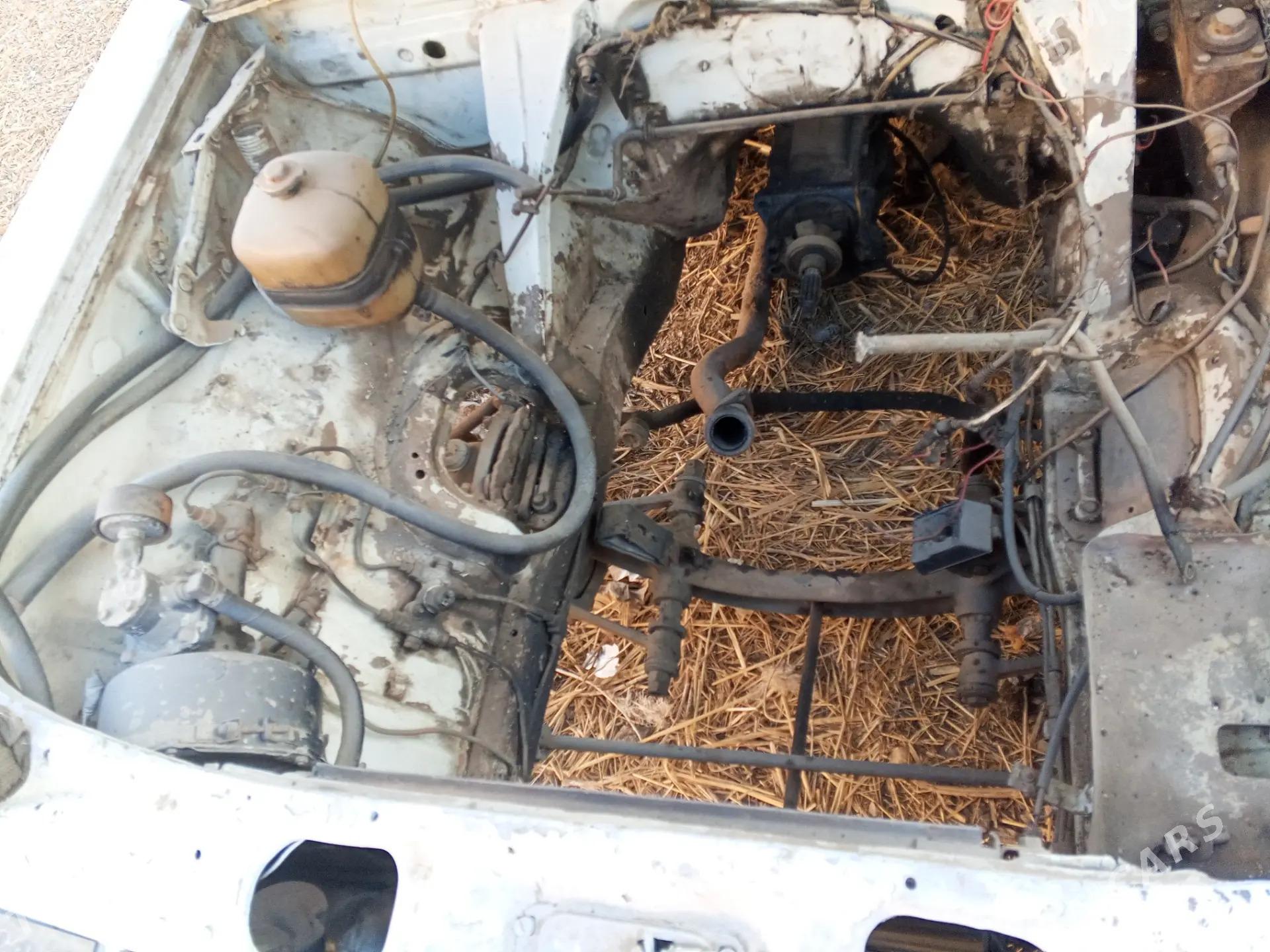 Gaz 24 1988 - 2 500 TMT - Daşoguz - img 4