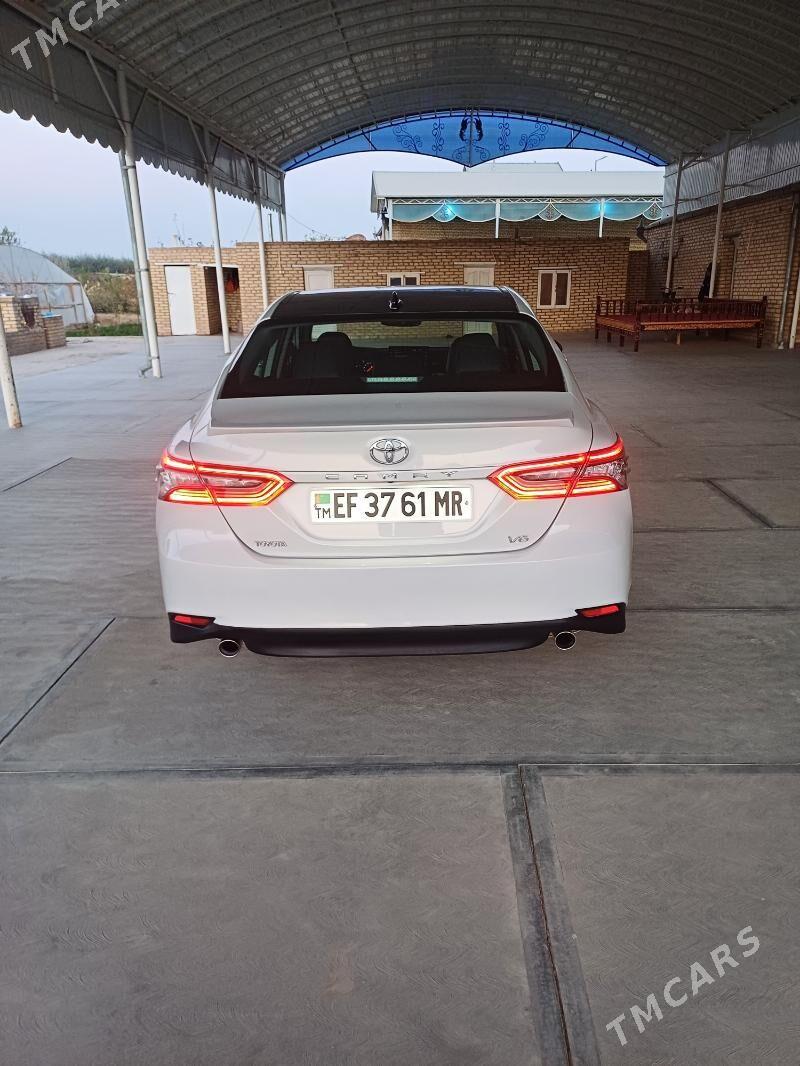 Toyota Camry 2023 - 420 000 TMT - Мары - img 7