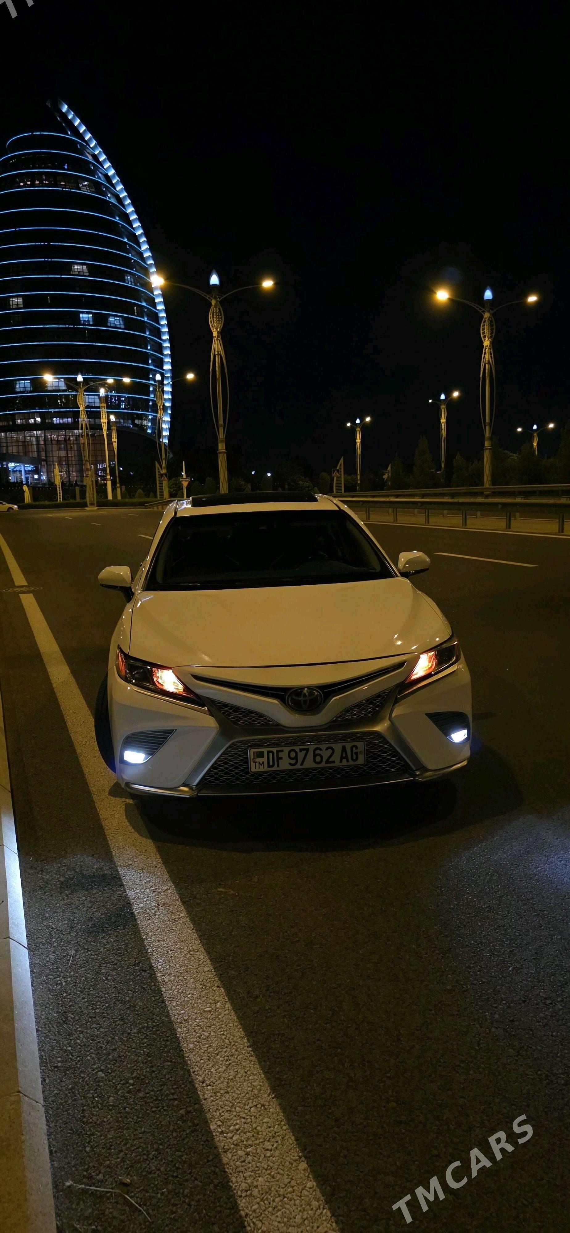 Toyota Camry 2018 - 335 000 TMT - Ашхабад - img 1