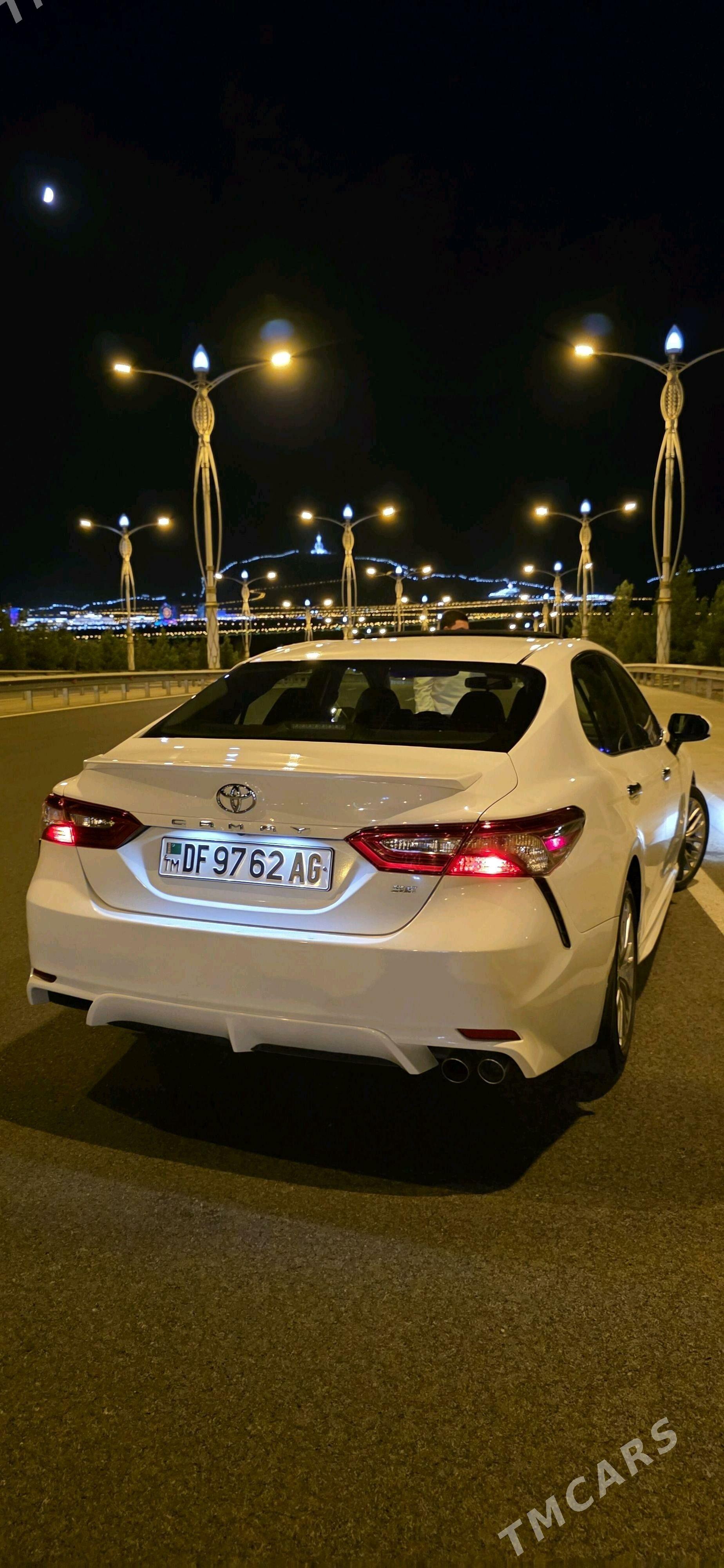 Toyota Camry 2018 - 335 000 TMT - Ашхабад - img 2