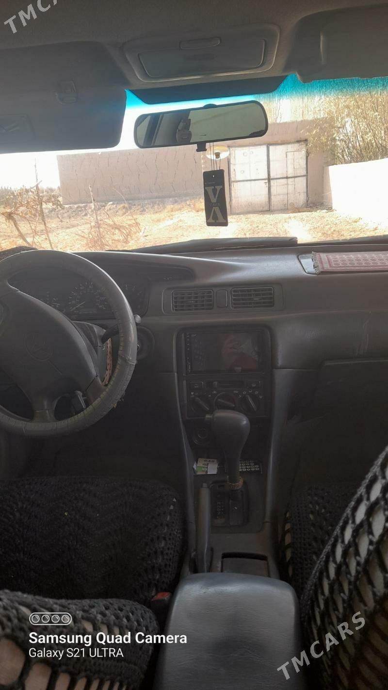 Toyota Camry 1998 - 120 000 TMT - Akdepe - img 4