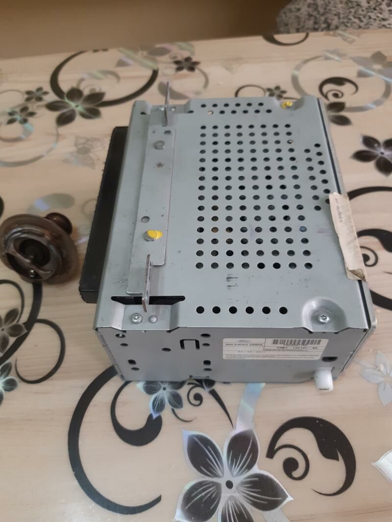 форд фокус магнитофон focus 850 TMT - Aşgabat - img 4