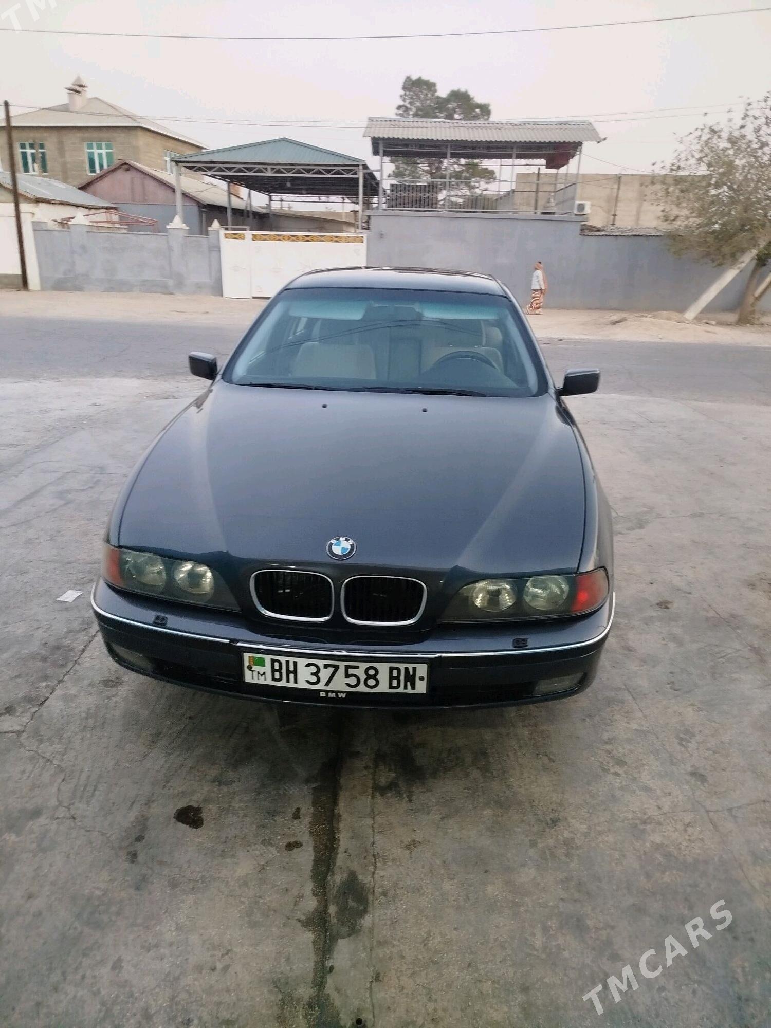 BMW E39 1997 - 95 000 TMT - Балканабат - img 5