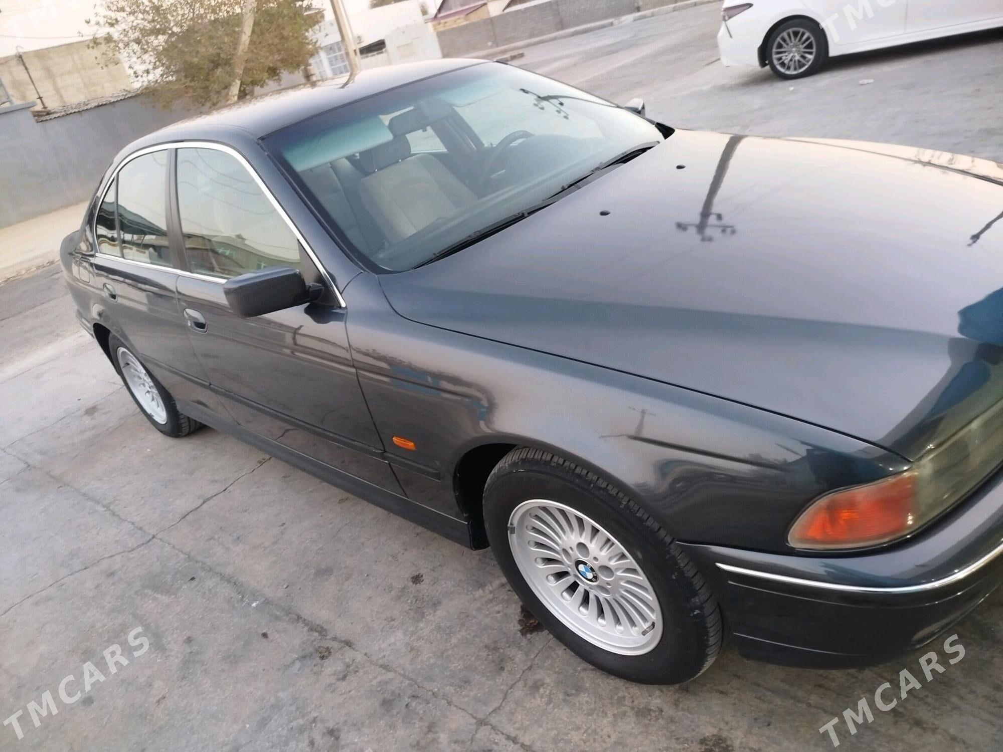 BMW E39 1997 - 95 000 TMT - Балканабат - img 4