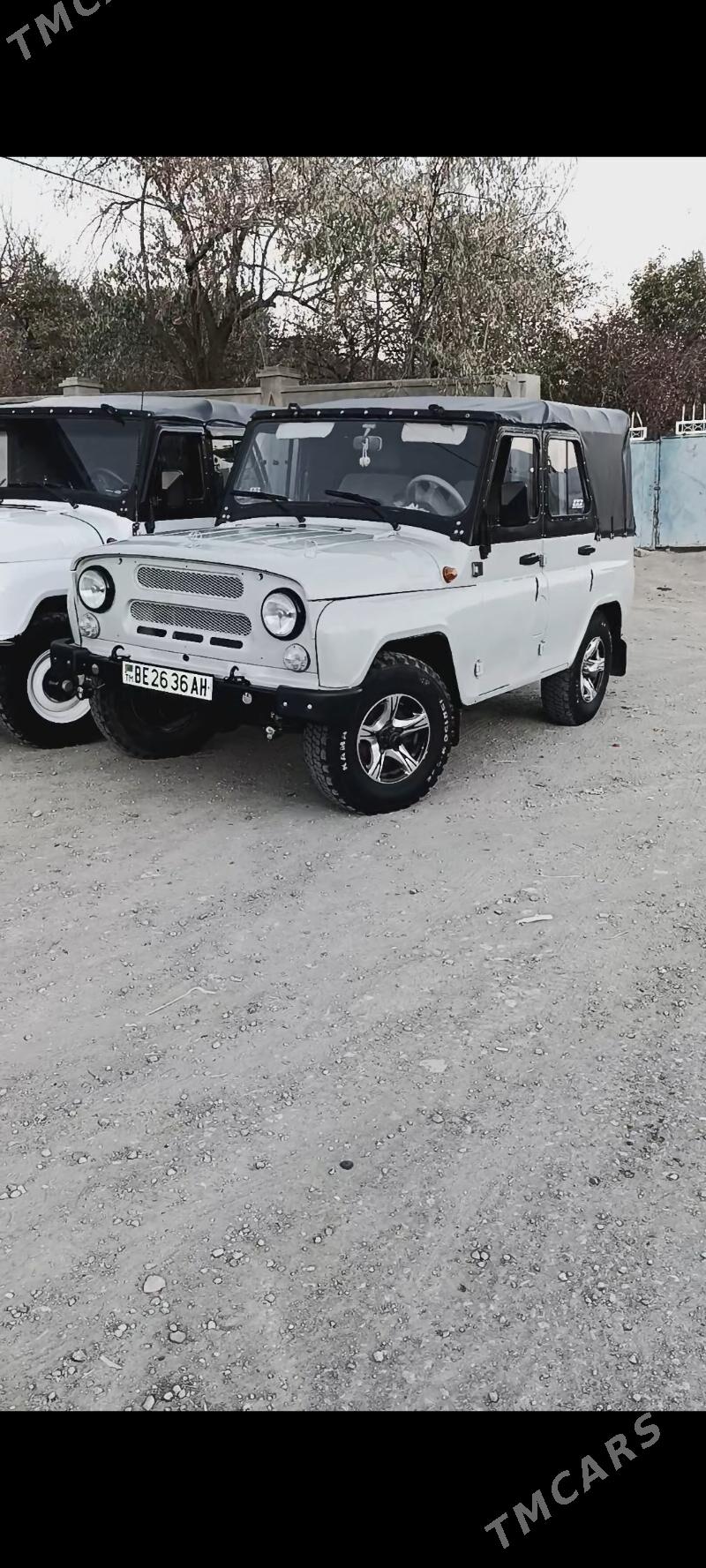 UAZ 469 2002 - 80 000 TMT - Bäherden - img 1